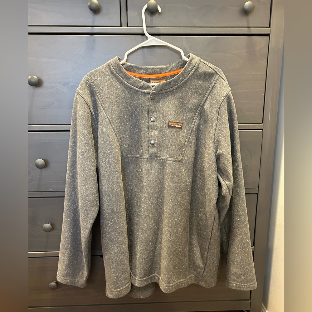 LIKE NEW Patagonia 1/4 snap pullover